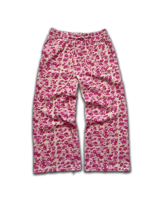Kiss Camo Sweatpants